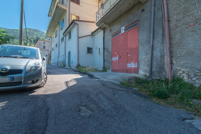 Palazzo intero stabile in vendita a Piglio
