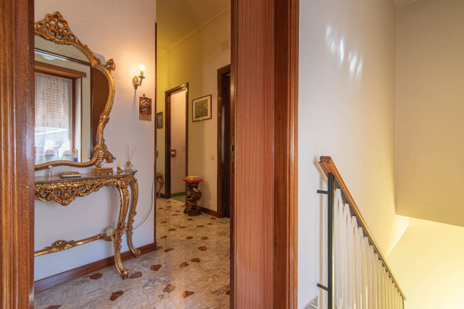 Palazzo intero stabile in vendita a Piglio