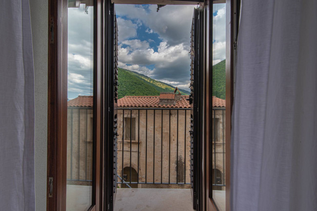 Palazzo storico in vendita a San Donato Val di Comino