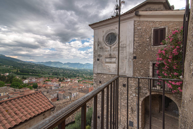 Palazzo storico in vendita a San Donato Val di Comino