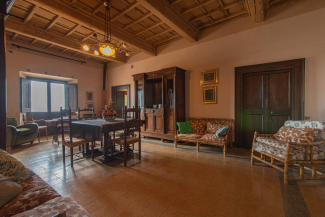 Palazzo storico in vendita a Trivigliano