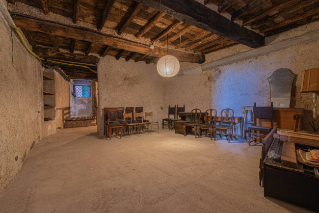 Palazzo storico in vendita a Trivigliano