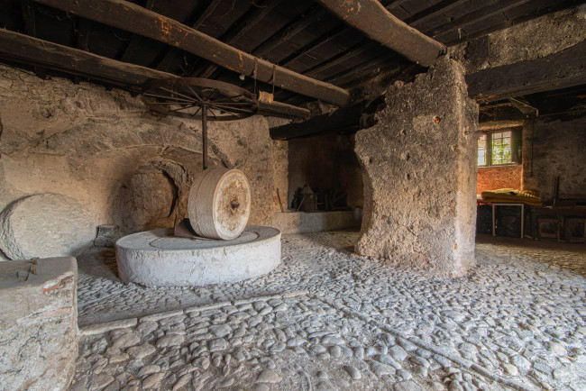 Palazzo storico in vendita a Trivigliano