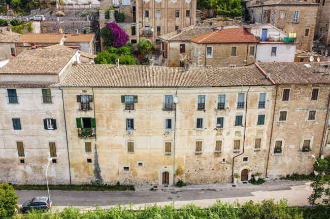 Abitazioni tipiche storiche in vendita a Arce