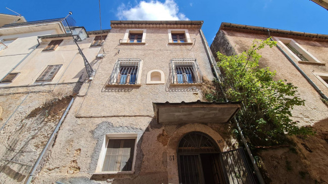 Palazzo storico in vendita a Alvito