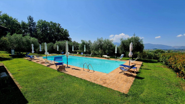 farmhouse for sale in San Donato Val di Comino