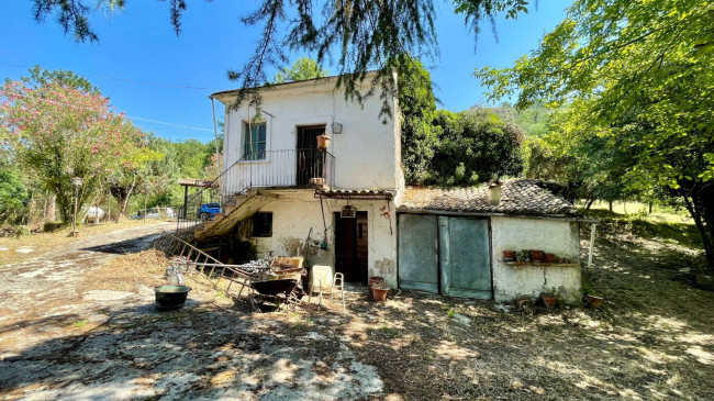 detached house for sale in Rocca d'Arce