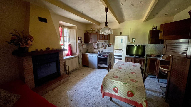 detached house for sale in Rocca d'Arce