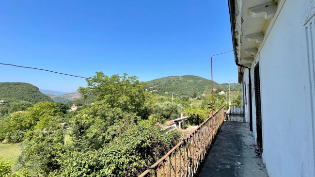 detached house for sale in Rocca d'Arce