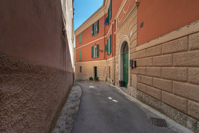 typical historical house for sale in Arpino