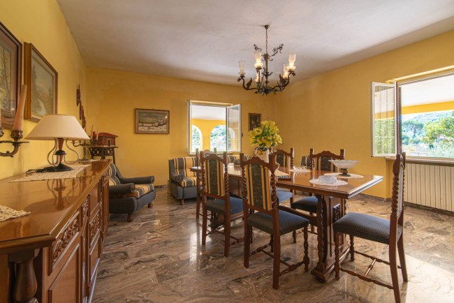 Villa for sale in Pescosolido