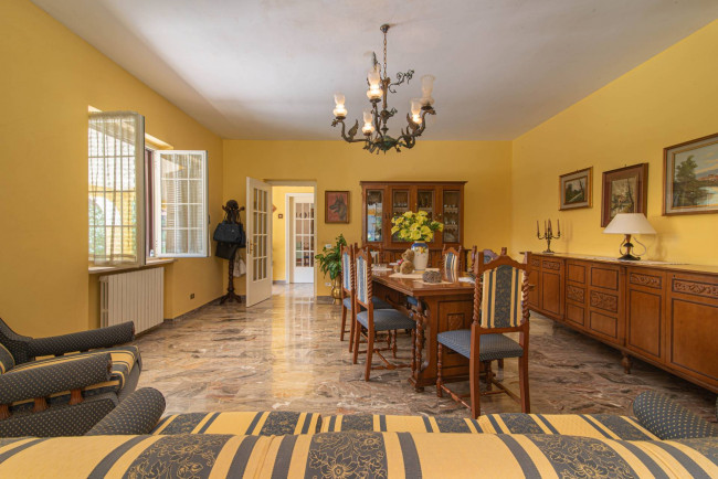 Villa for sale in Pescosolido