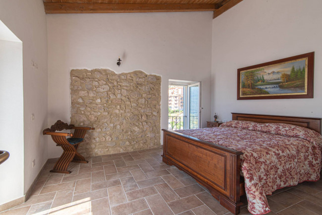Palazzo storico in vendita a Prossedi