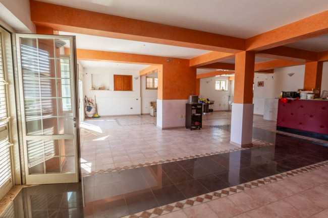 Villa bifamiliare in vendita a San Giovanni Incarico
