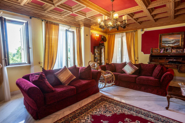 Villa bifamiliare in vendita a San Giovanni Incarico