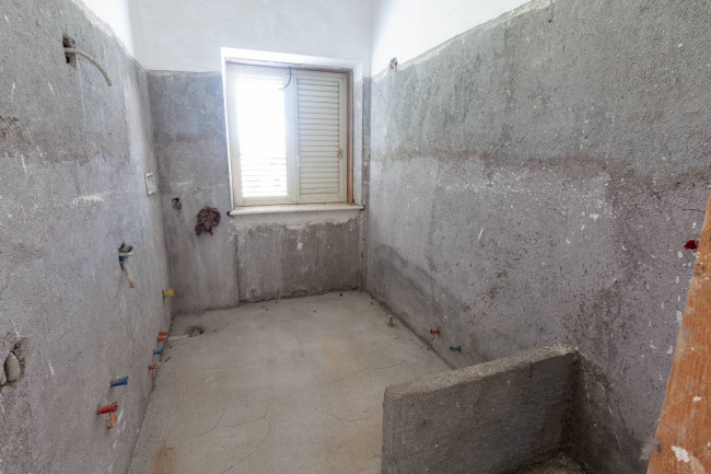 Villa bifamiliare in vendita a San Giovanni Incarico