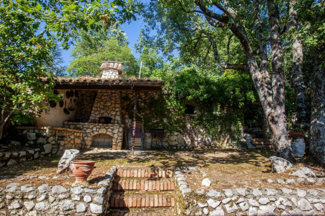 touristic for sale in Campoli Appennino