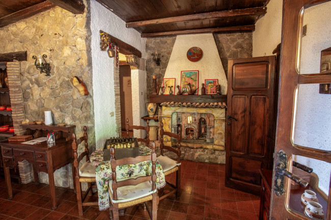 touristic for sale in Campoli Appennino