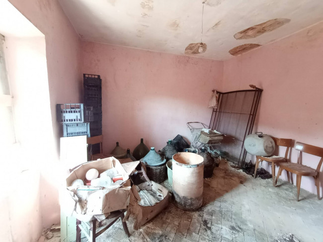 farmhouse for sale in Monte San Giovanni Campano
