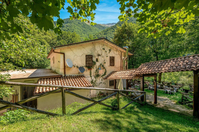 Casale di campagna in vendita a Settefrati