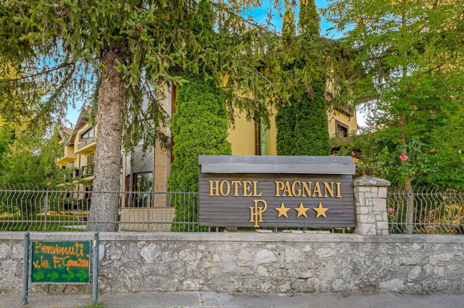 Turistico-alberghiero in vendita a Pescasseroli