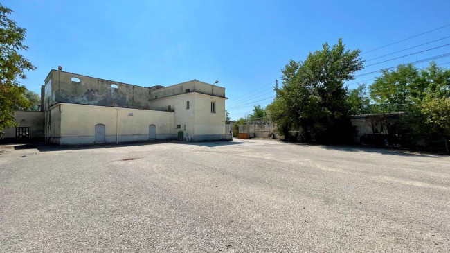 Palazzo intero stabile in affitto/vendita a Castrocielo