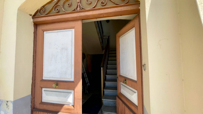 Palazzo intero stabile in affitto/vendita a Castrocielo