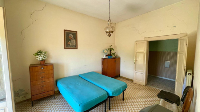 Palazzo intero stabile in affitto/vendita a Castrocielo