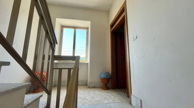Palazzo intero stabile in affitto/vendita a Castrocielo