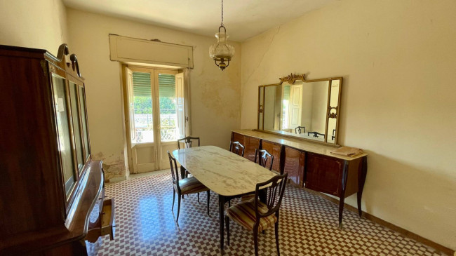 Palazzo intero stabile in affitto/vendita a Castrocielo