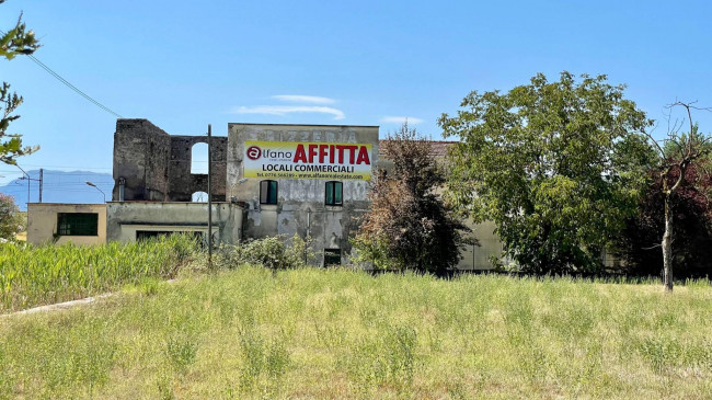 Palazzo intero stabile in affitto/vendita a Castrocielo