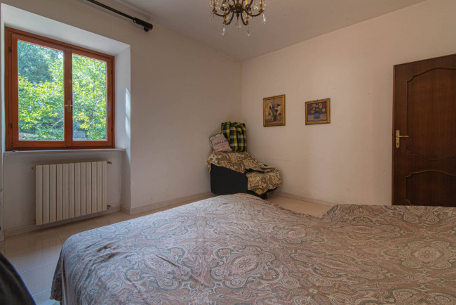Villa for sale in Arce