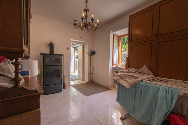 Villa for sale in Arce