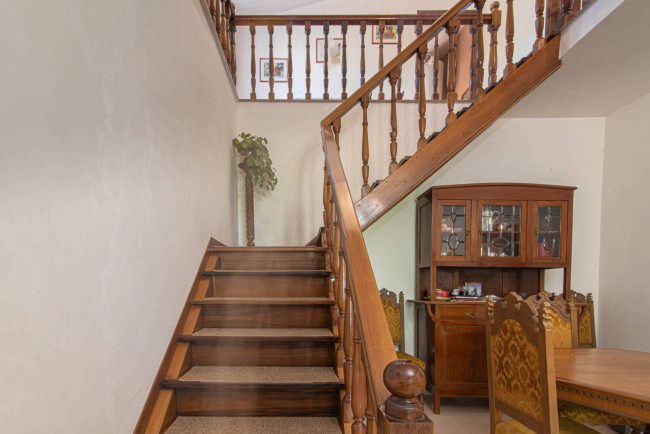 Villa for sale in Arce
