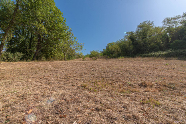 Villa for sale in Arce