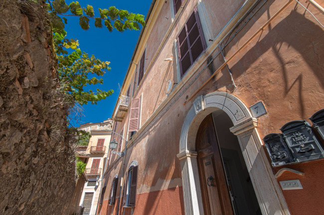 Abitazioni tipiche storiche in vendita a Arpino