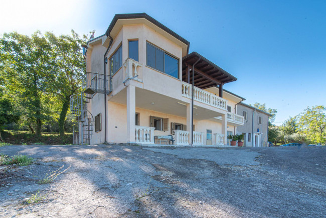 detached house for sale in Arpino