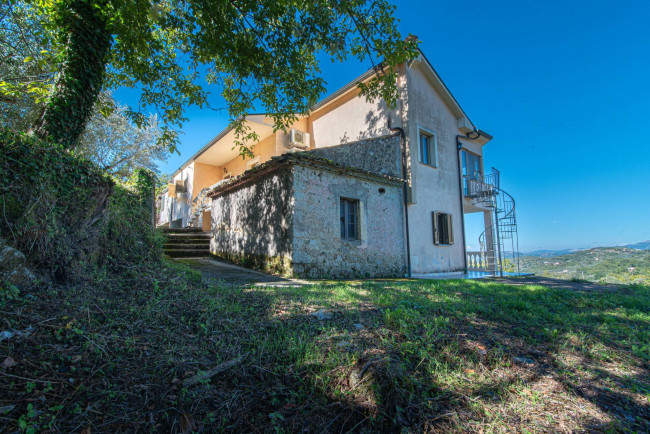 detached house for sale in Arpino