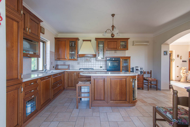 detached house for sale in Arpino