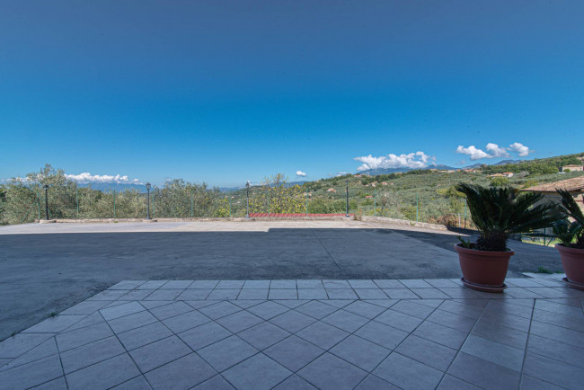 detached house for sale in Arpino