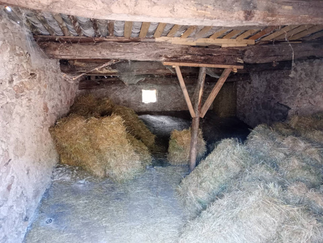 farmhouse for sale in Alvito