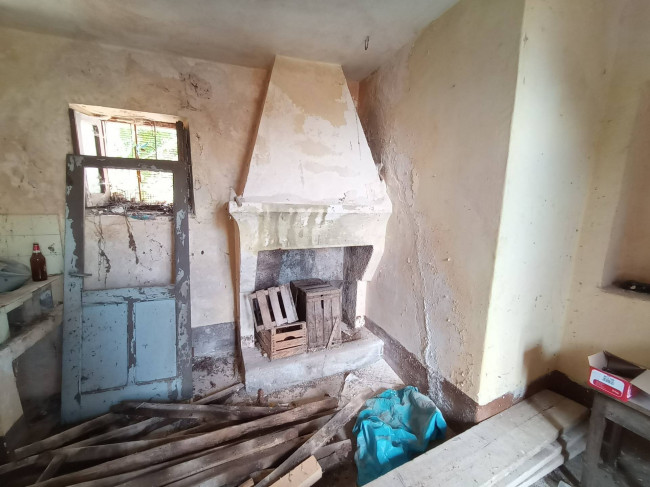 farmhouse for sale in Alvito