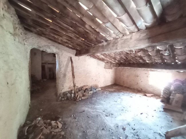 farmhouse for sale in Alvito