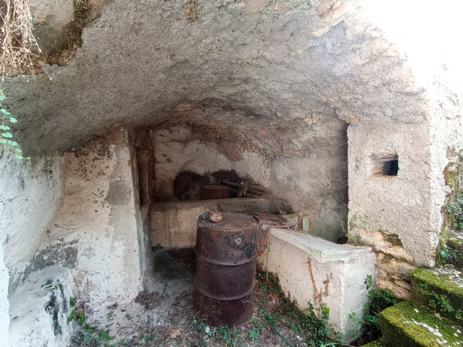 farmhouse for sale in Alvito