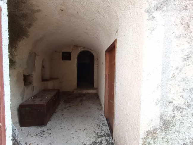 farmhouse for sale in Alvito