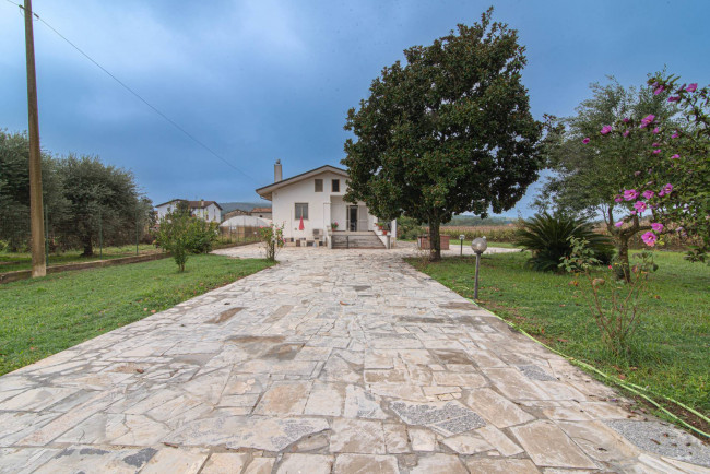 Villa in vendita a Pontecorvo