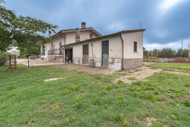 Villa in vendita a Pontecorvo
