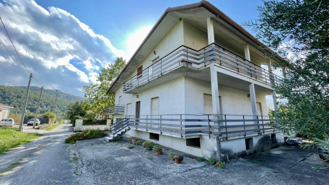 detached house for sale in Arce