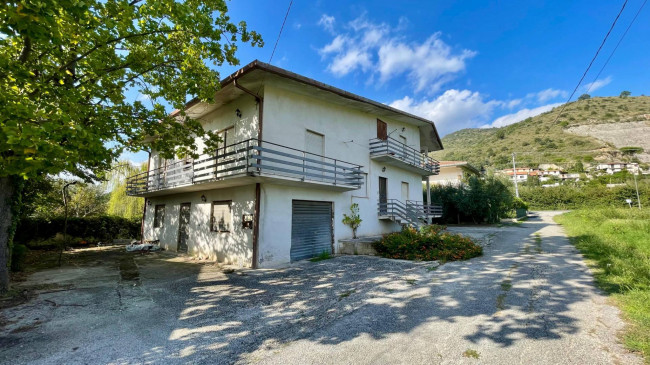 detached house for sale in Arce