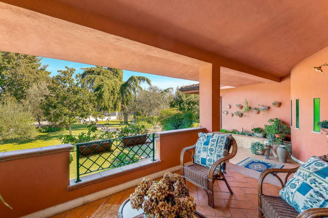 Villa for sale in San Giovanni Incarico